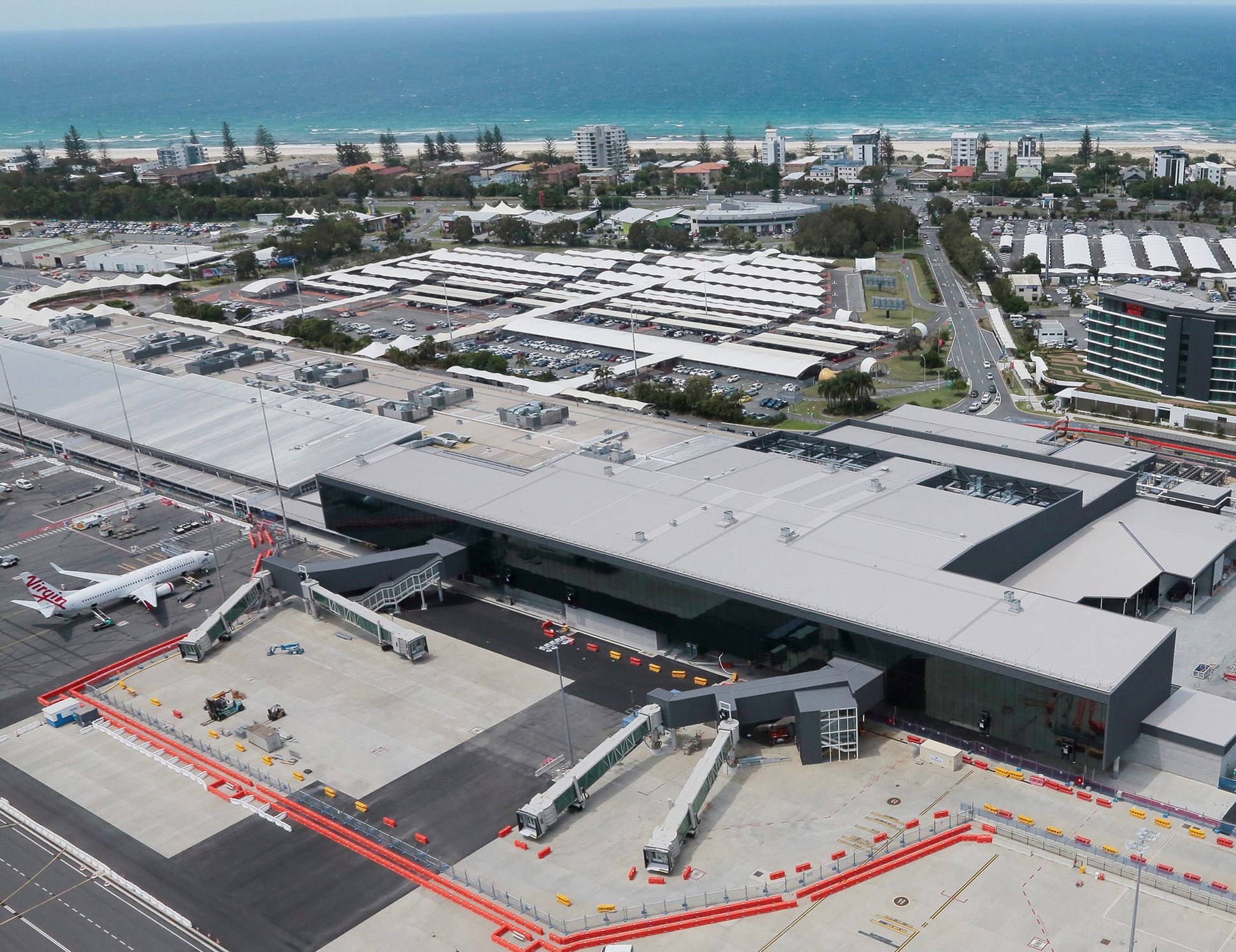 Gold Coast Airport Terminal Expansion – STRUCTAply Square Edge